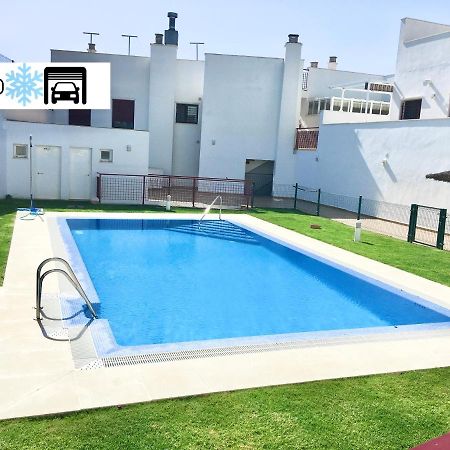 Atico Premium Conil Con 2 Terrazas, Parking, Piscina, Aire Ac Y Wifi -Solo Familias Y Parejas- Appartement Conil De La Frontera Buitenkant foto